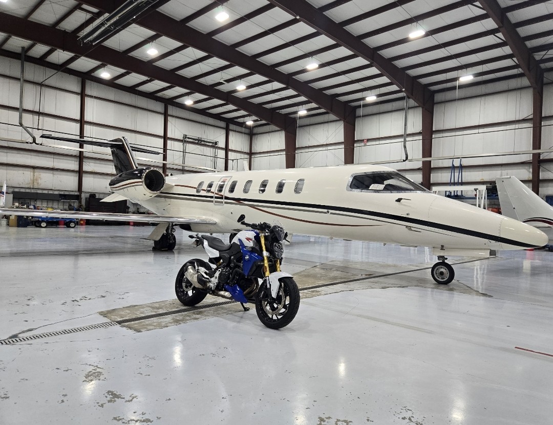 Max Randall with 2022 BMW F900R R